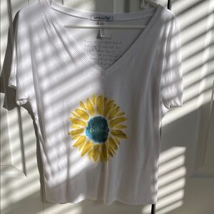 Love This Life Sunflower Tshirt, EUC